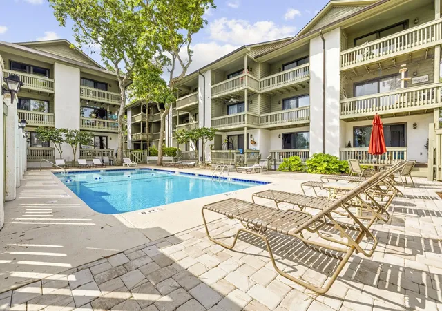 Listing Photo 5 - Condo for sale in building located at 404 72Nd Ave N, Myrtle Beach, SC 29572 - Unit #206
