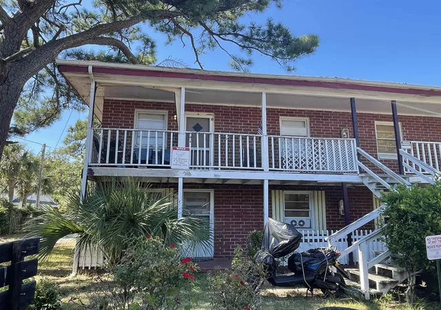 Listing Photo 4 - Condo for sale in building located at 401 14th Ave S, Myrtle Beach, SC 29577