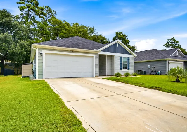 Photo 2 of Single family home for sale at 144 Foxford Dr, Conway, SC 29526 | MLS# 2612649 | Listing updated on 2026-09-01