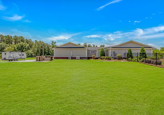 Photo 4 of Single family home for sale at 15810 County Line Rd, Andrews, SC 29510 | MLS# 2612669 | Listing updated on 2026-09-30