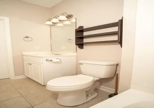 Listing Photo 5 - Condo for sale in building located at 300 Kiskadee Loop, Conway, SC 29526 - Unit #B