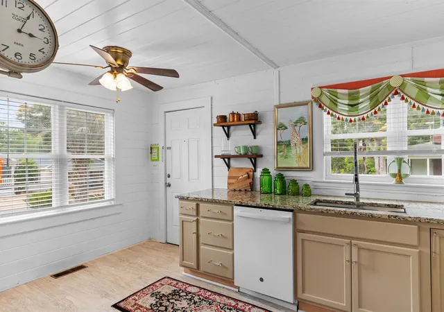 Listing Photo 5 - Condo for sale in building located at 404 34th Ave S, North Myrtle Beach, SC 29582