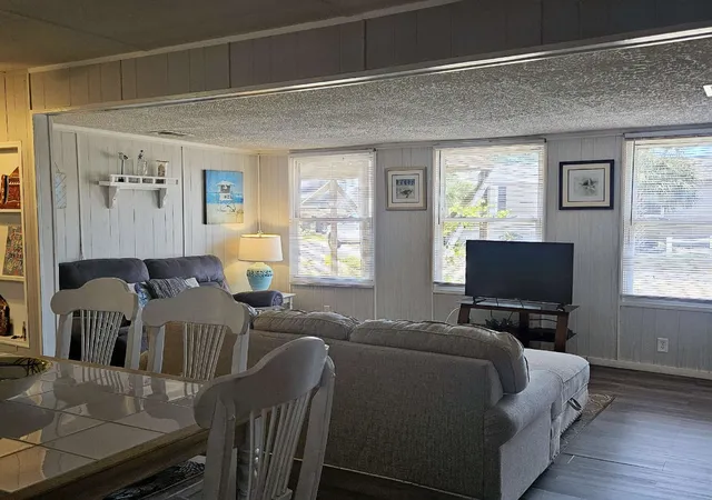 Photo 4 of Manufactured home for sale at 1942 Kingfisher Dr, Myrtle Beach, SC 29575 | MLS# 2612892 | Listing updated on 2026-08-28
