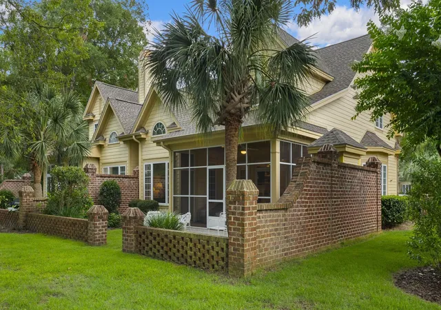 4th image of 12 Courtyard Cir, Pawleys Island, SC 29585