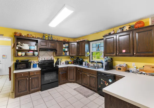 Homes for sale in Hemingway, SC | 12708 Choppee Rd, Hemingway, SC 29554 | MLS# 2612982