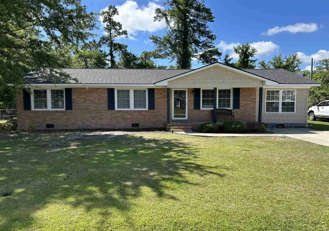 Homes for sale in Johnsonville, SC | 387 Byrnes Circle, Johnsonville, SC 29555 | MLS# 2613171