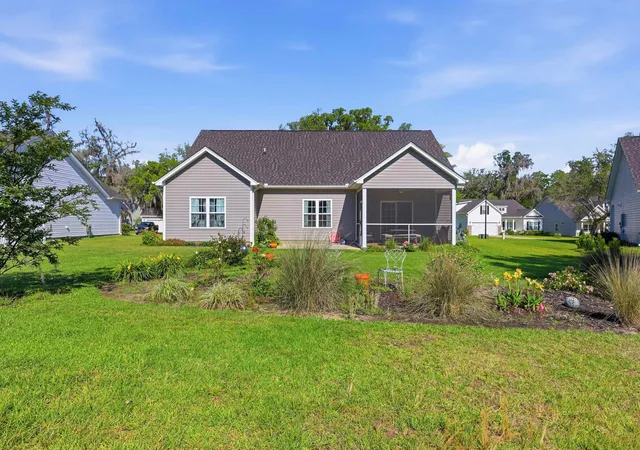 Homes for sale in Georgetown, SC | 105 N Levee Dr, Georgetown, SC 29440 | MLS# 2613203