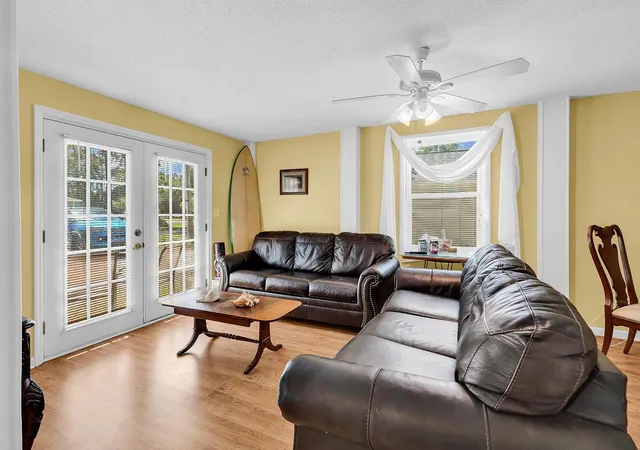 5th image of 726 Juniper Dr, Surfside Beach, SC 29575 | MLS# 2613286