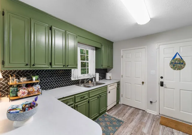 Photo 3 of Sale Pending at 148 University Dr, Conway, SC 29526 | MLS# 2613289 | Listing updated on 2026-06-05