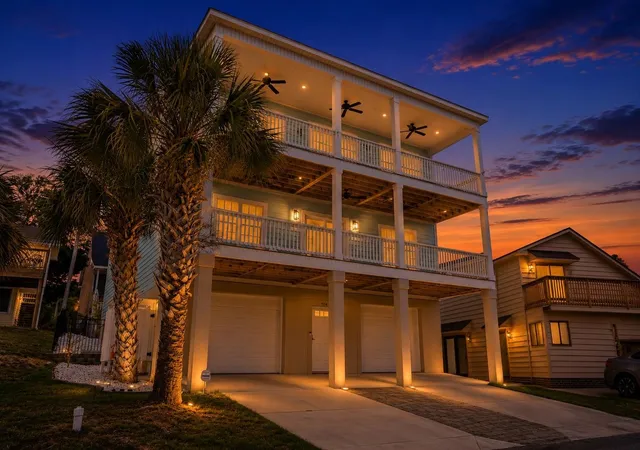2nd image of 924 Perrin Dr, North Myrtle Beach, SC 29582 | MLS# 2613519