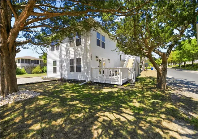 Photo 3 of Sale Pending at 301 5th Avenue S, North Myrtle Beach, SC 29582 | MLS# 2613543 | Listing updated on 2026-08-26