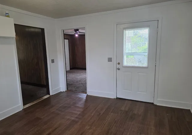 Photo 3 of Single family home for sale at 516 Gapway St, Mullins, SC 29574 | MLS# 2613549 | Listing updated on 2026-08-20