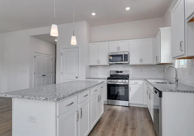 Photo 4 of Single family home for sale at 805 Wild Indigo Dr, Conway, SC 29526 | MLS# 2613584 | Listing updated on 2026-08-20
