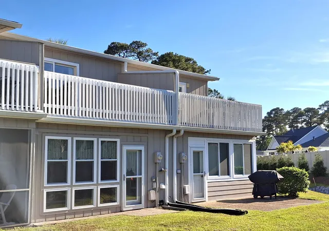 4th image of 928 Villa Dr, North Myrtle Beach, SC 29582