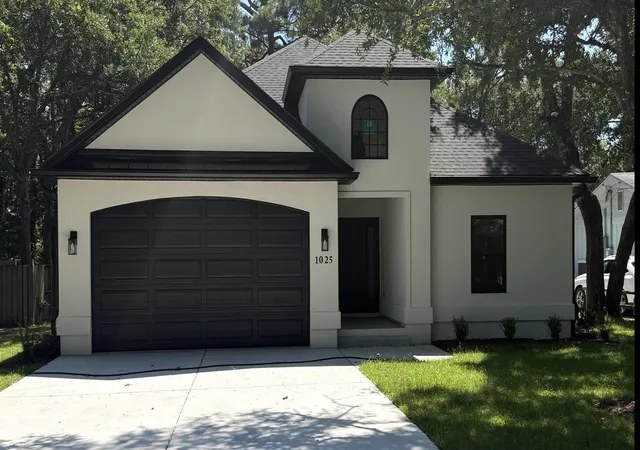 Photo 1 of Single family home for sale at 1025 Myrtle Dr, Surfside Beach, SC 29575 | MLS# 2613639 | Listing updated on 2026-10-07