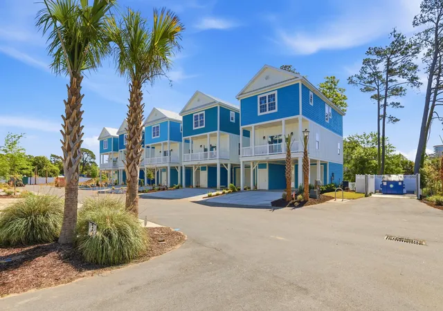 Photo 4 of Single family home for sale at 2312 Seaseeker Ln, Myrtle Beach, SC 29577 | MLS# 2613668 | Listing updated on 2026-08-28