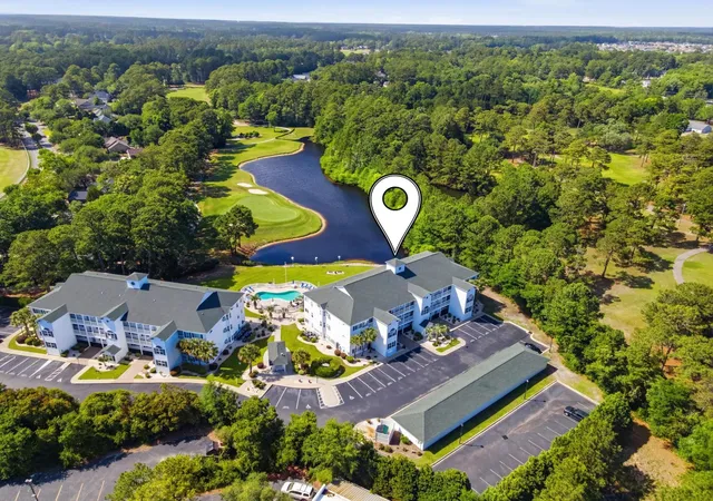 Homes for sale in Little River, SC | 131 Greenside Villas Dr, Little River, SC 29566