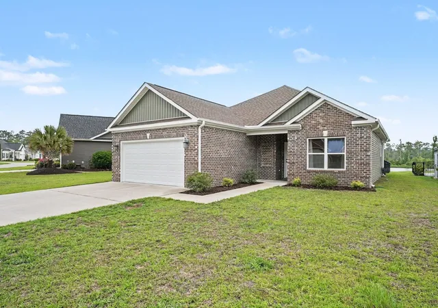 Photo 3 of Single family home for sale at 663 Belmont Dr, Conway, SC 29526 | MLS# 2613768 | Listing updated on 2026-09-16