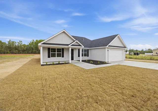 Photo 3 of Single family home for sale at 472 Sellers Rd, Conway, SC 29526 | MLS# 2613799 | Listing updated on 2026-05-29