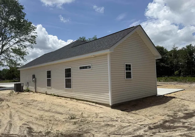 Homes for sale in Loris, SC | 10562 W Hwy 19, Loris, SC 29569 | MLS# 2613807