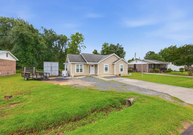 Homes for sale in Conway, SC | 725 University Forest Circle, Conway, SC 29526 | MLS# 2613832