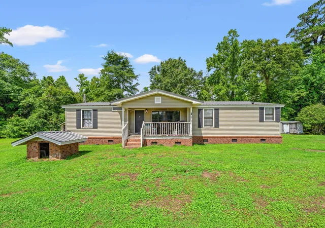 Photo 1 of Manufactured home for sale at 875 Mount Olive Church Rd, Nichols, SC 29581 | MLS# 2613851 | Listing updated on 2026-07-10