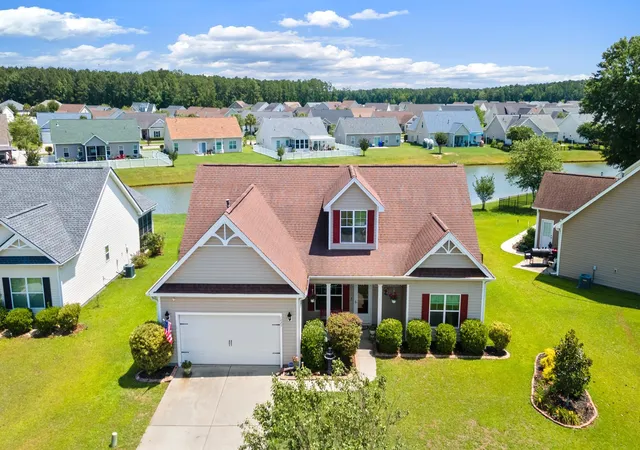Photo 3 of Single family home for sale at 1425 Tiger Grand Dr, Conway, SC 29526 | MLS# 2613910 | Listing updated on 2026-07-13
