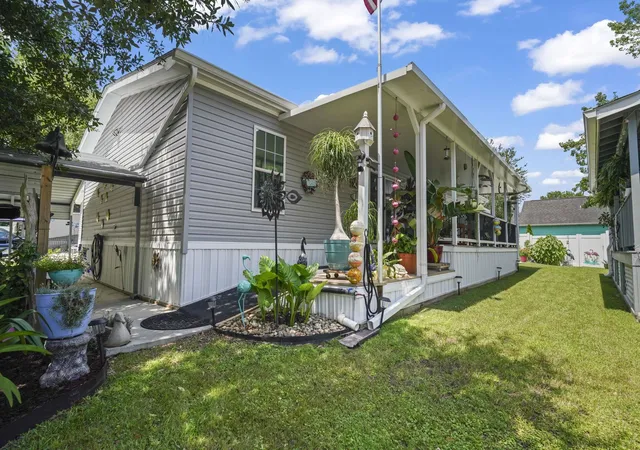 Photo 1 of Manufactured home for sale at 908 Pine Thicket St, Myrtle Beach, SC 29577 | MLS# 2613926 | Listing updated on 2026-07-01