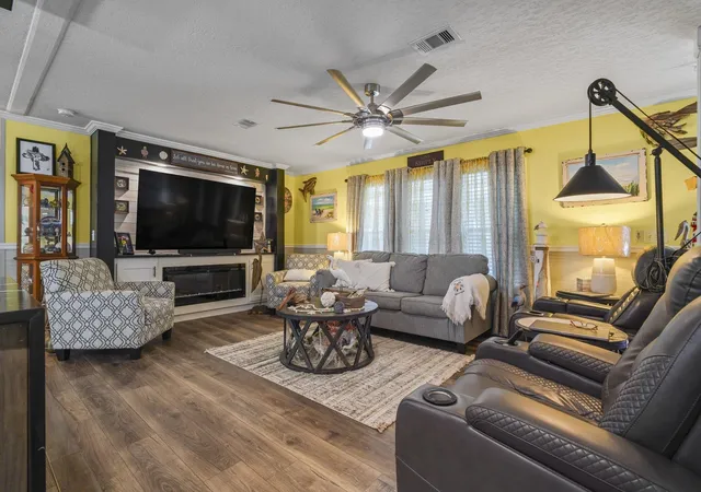 Photo 3 of Manufactured home for sale at 908 Pine Thicket St, Myrtle Beach, SC 29577 | MLS# 2613926 | Listing updated on 2026-07-01