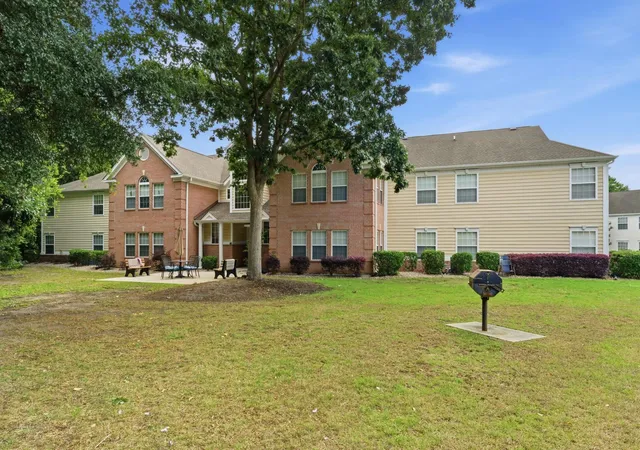 Listing Photo 4 - Condo for sale in building located at 4390 Daphne Ln, Murrells Inlet, SC 29576 - Unit #D