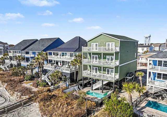 Photo 3 of Single family home for sale at 3206 N Ocean Blvd, North Myrtle Beach, SC 29582 | MLS# 2614010 | Listing updated on 2026-06-01
