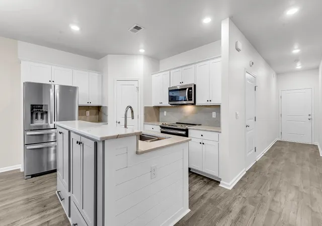 Photo 2 of Townhouse for sale at 87 Vineyard Pl #34, Pawleys Island, SC 29585 | MLS# 2614034 | Listing updated on 2026-08-03