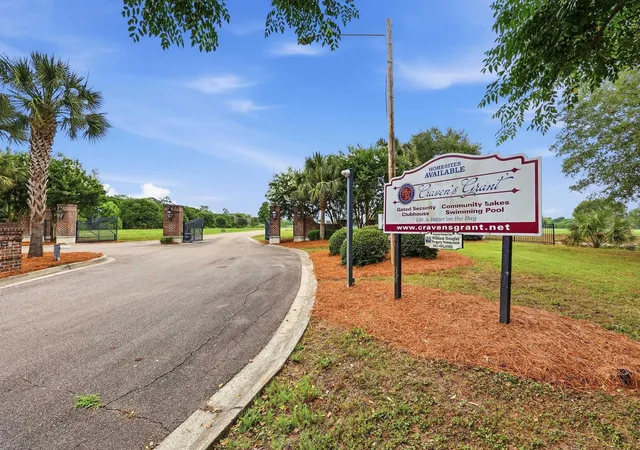 Homes for sale in Georgetown, SC | 1416 Cravens St, Georgetown, SC 29440 | MLS# 2614073