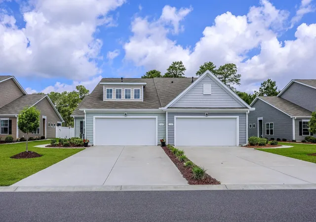 Photo 2 of Single family home for sale at 715 Eastridge Dr, Conway, SC 29526 | MLS# 2614086 | Listing updated on 2026-10-08
