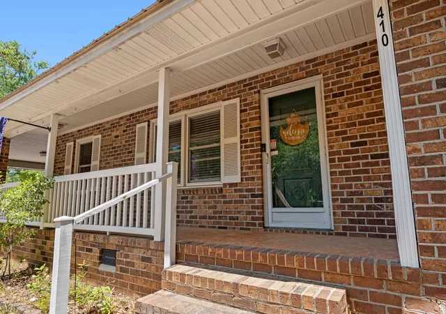 Photo 2 of Single family home for sale at 410 Paul St, Conway, SC 29527 | MLS# 2614117 | Listing updated on 2026-10-08