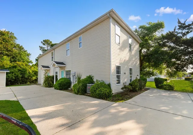 Photo 3 of Multi family home for sale at 1508 Hillside Dr S, North Myrtle Beach, SC 29582 | MLS# 2614127 | Listing updated on 2026-08-24