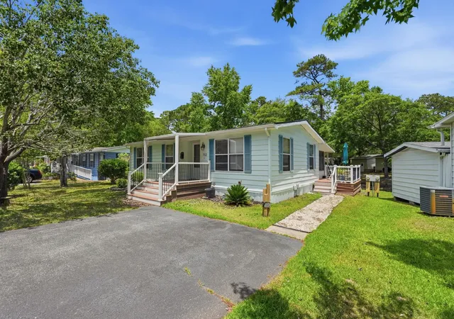 Photo 3 of Manufactured home for sale at 732 Raleigh Trl, Murrells Inlet, SC 29576 | MLS# 2614132 | Listing updated on 2026-07-31