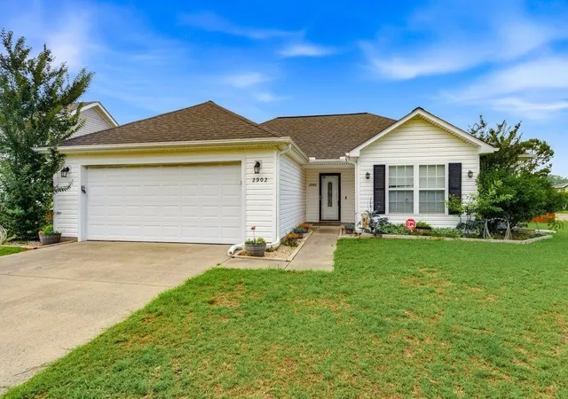 Homes for sale in Loris, SC | 2902 Silver Leaf Circle, Loris, SC 29569 | MLS# 2614155