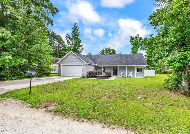 Homes for sale in Loris, SC | 5630 Dinkler Ave, Loris, SC 29569 | MLS# 2614170
