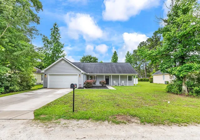 Homes for sale in Loris, SC | 5630 Dinkler Ave, Loris, SC 29569 | MLS# 2614170