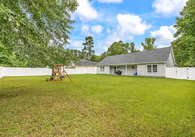 Homes for sale in Loris, SC | 5630 Dinkler Ave, Loris, SC 29569 | MLS# 2614170