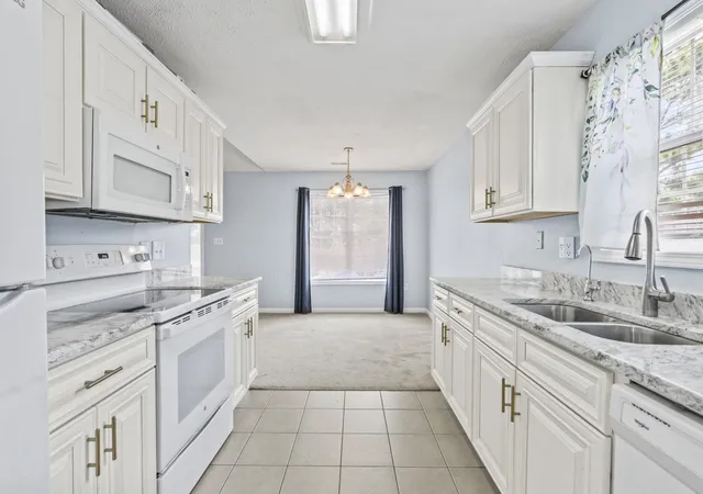 4th image of 1004 Autumn Dr, Murrells Inlet, SC 29576 | MLS# 2614257