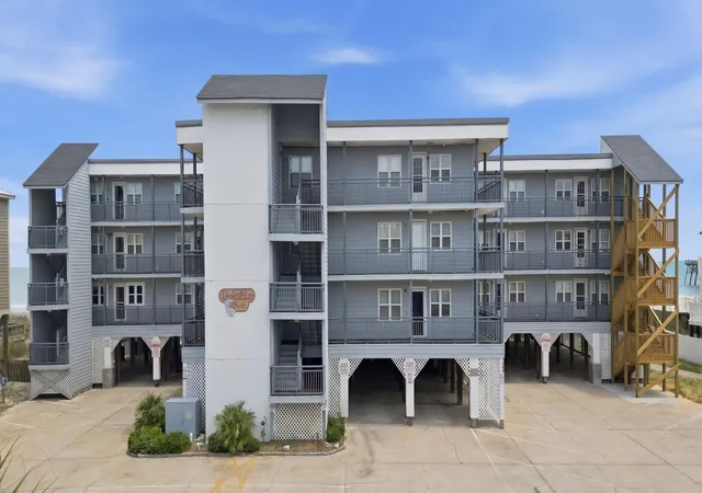 Homes for sale in Murrells Inlet, SC | 200 N Waccamaw Dr #3-A, Murrells Inlet, SC 29576 | MLS# 2614288
