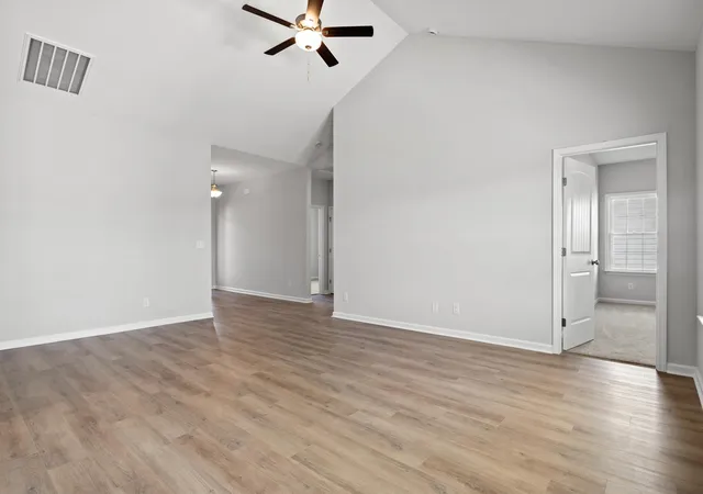 Photo 3 of Single family home for sale at 29 Six Mile Crk Dr, Georgetown, SC 29440 | MLS# 2614390 | Listing updated on 2026-09-26