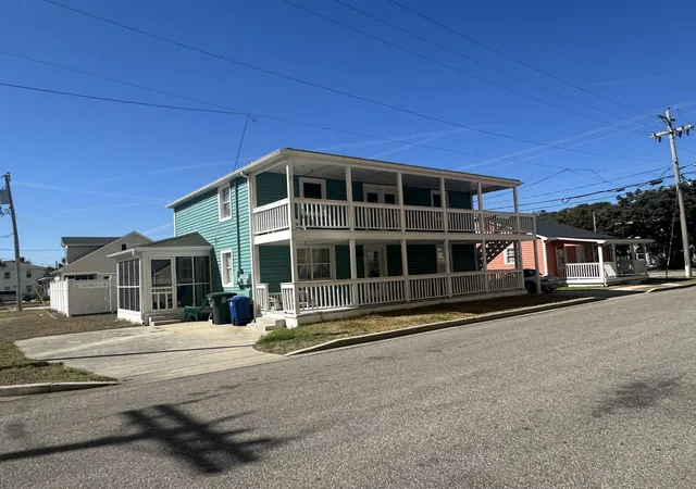 2nd image of 205 5th Ave S, North Myrtle Beach, SC 29582 | MLS# 2614491