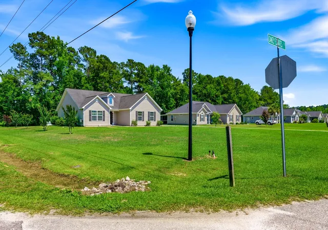 Homes for sale in Conway, SC | 101 Oakey Estates Dr, Conway, SC 29527 | MLS# 2614536