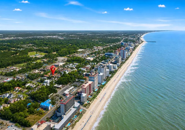 Listing Photo 4 - Condo for sale in building located at 303 20Th Ave S, Myrtle Beach, SC 29577 - Unit #203