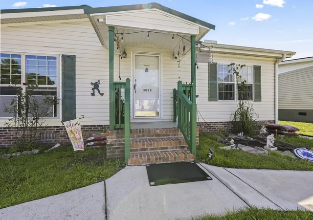 Photo 2 of Sale Pending at 3036 Denine Dr, Conway, SC 29526 | MLS# 2614676 | Listing updated on 2026-06-25