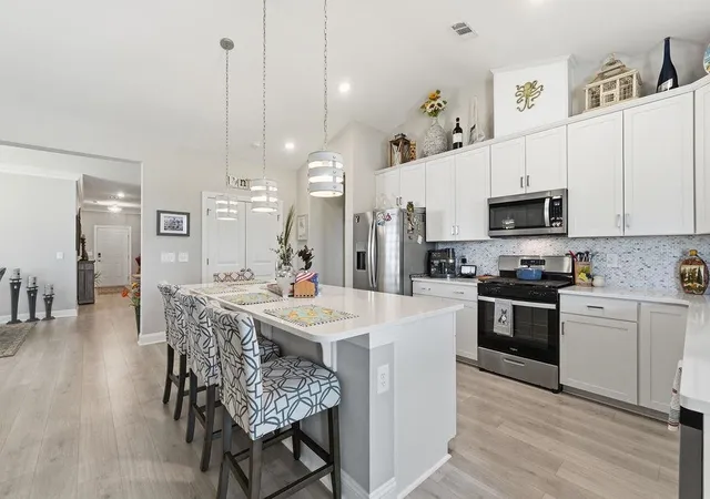 Photo 4 of Single family home for sale at 5015 Vinesia Dr, Myrtle Beach, SC 29579 | MLS# 2614684 | Listing updated on 2026-07-29