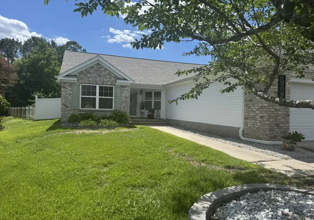 3rd image of 9645 Sullivan Dr, Murrells Inlet, SC 29576 | MLS# 2614686